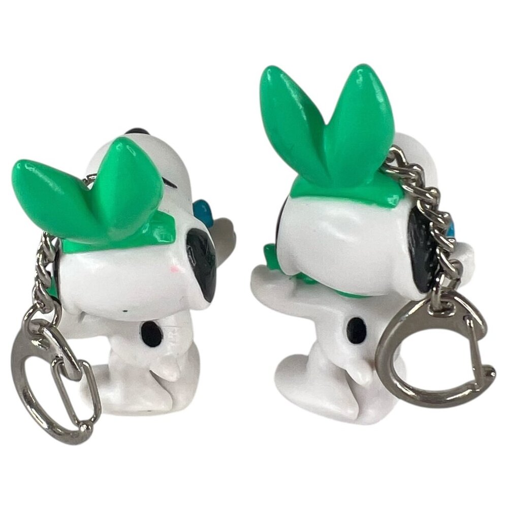 4 Peanuts Snoopy Easter Keychain Figurines Bunny Ears Woodstock Scooter PVC VTG - Picture 7 of 9
